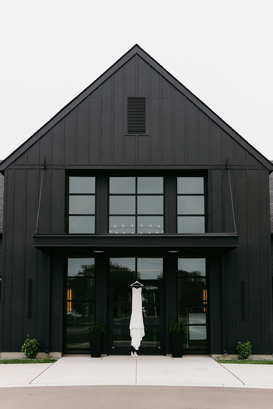 white and sable wedding