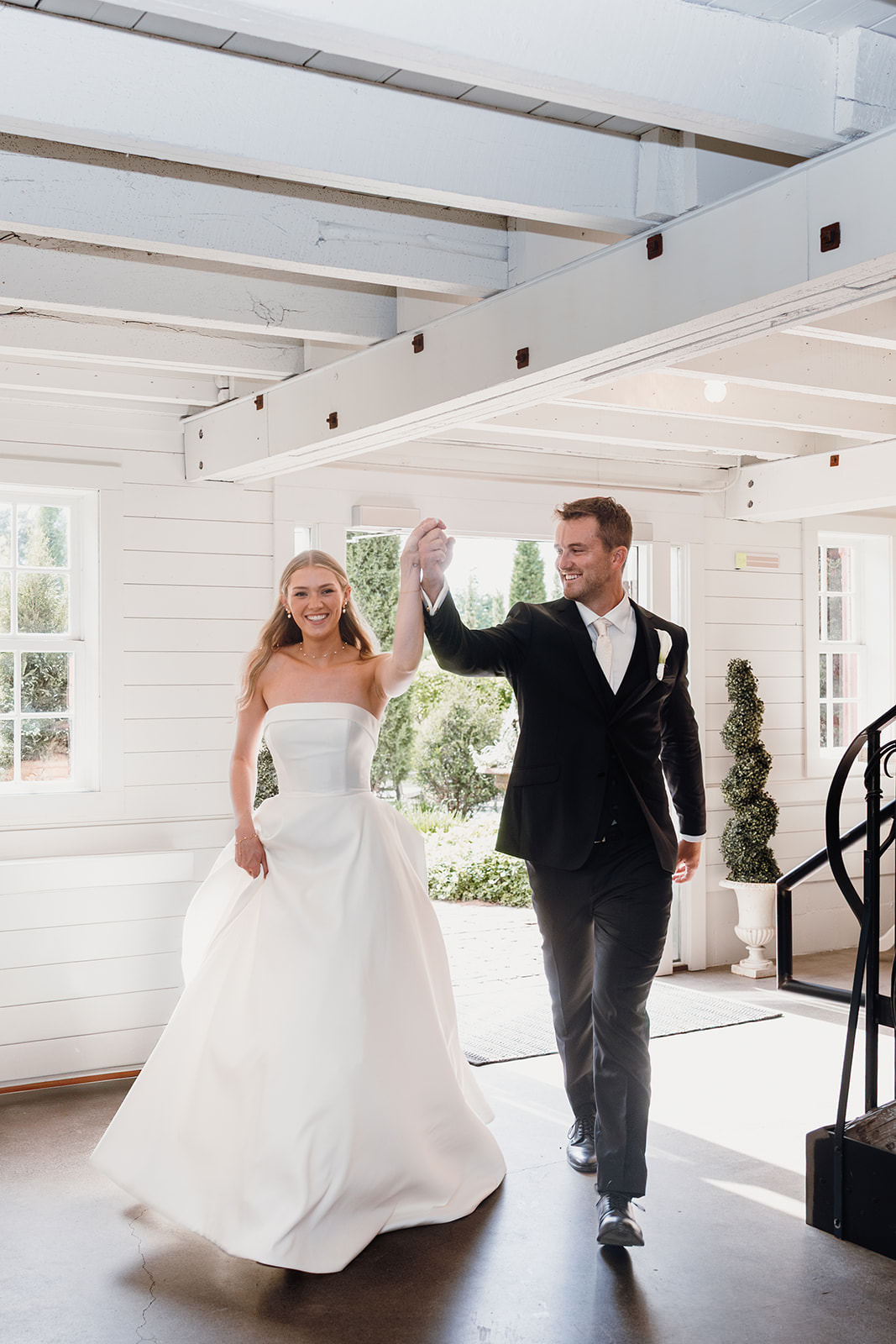 redeemed farm wedding