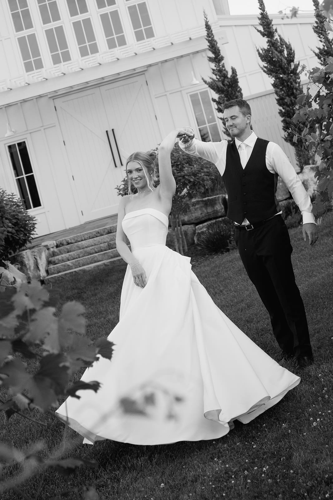 redeemed farm wedding