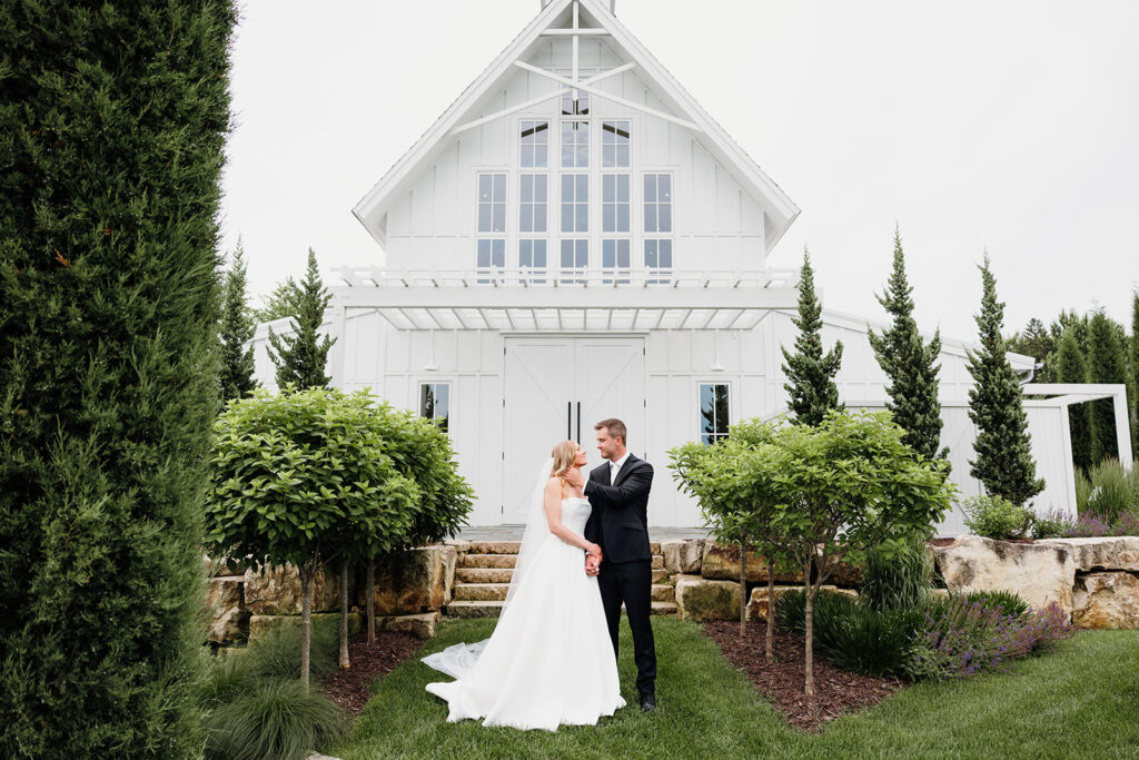 redeemed farm wedding