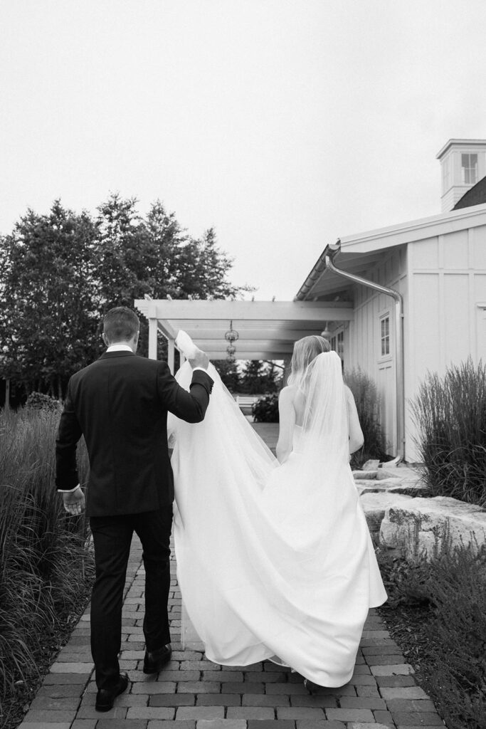 redeemed farm wedding