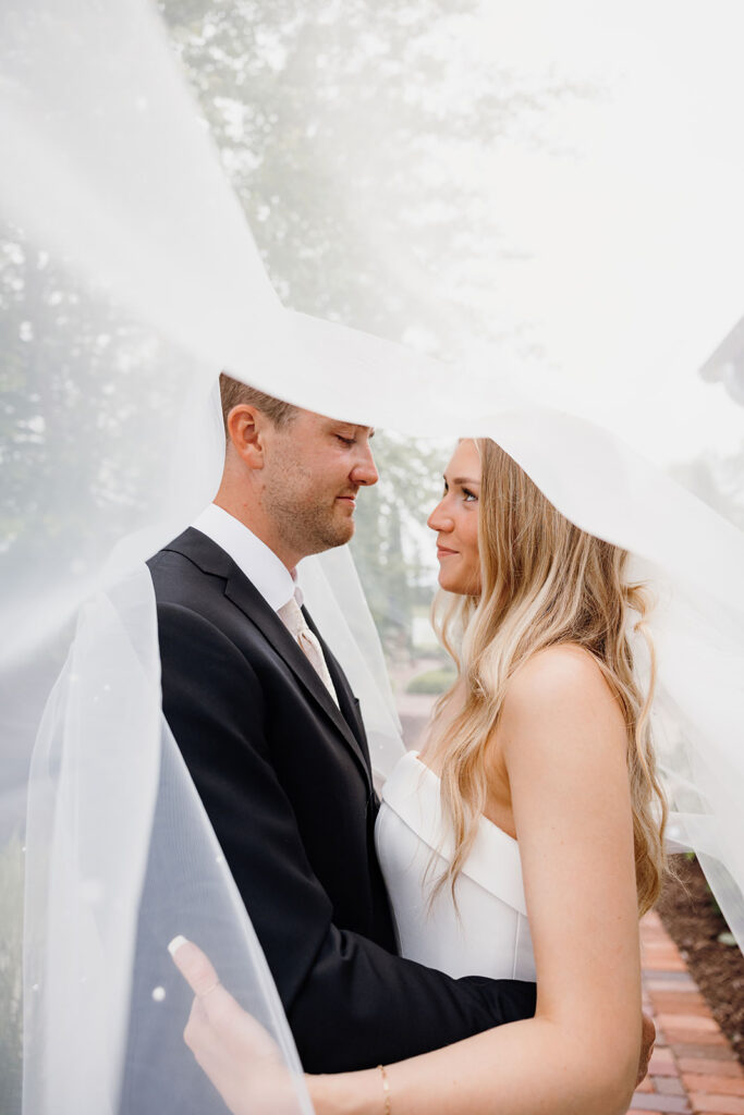 redeemed farm wedding