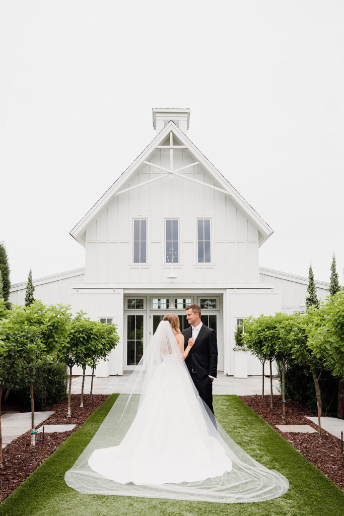redeemed farm wedding